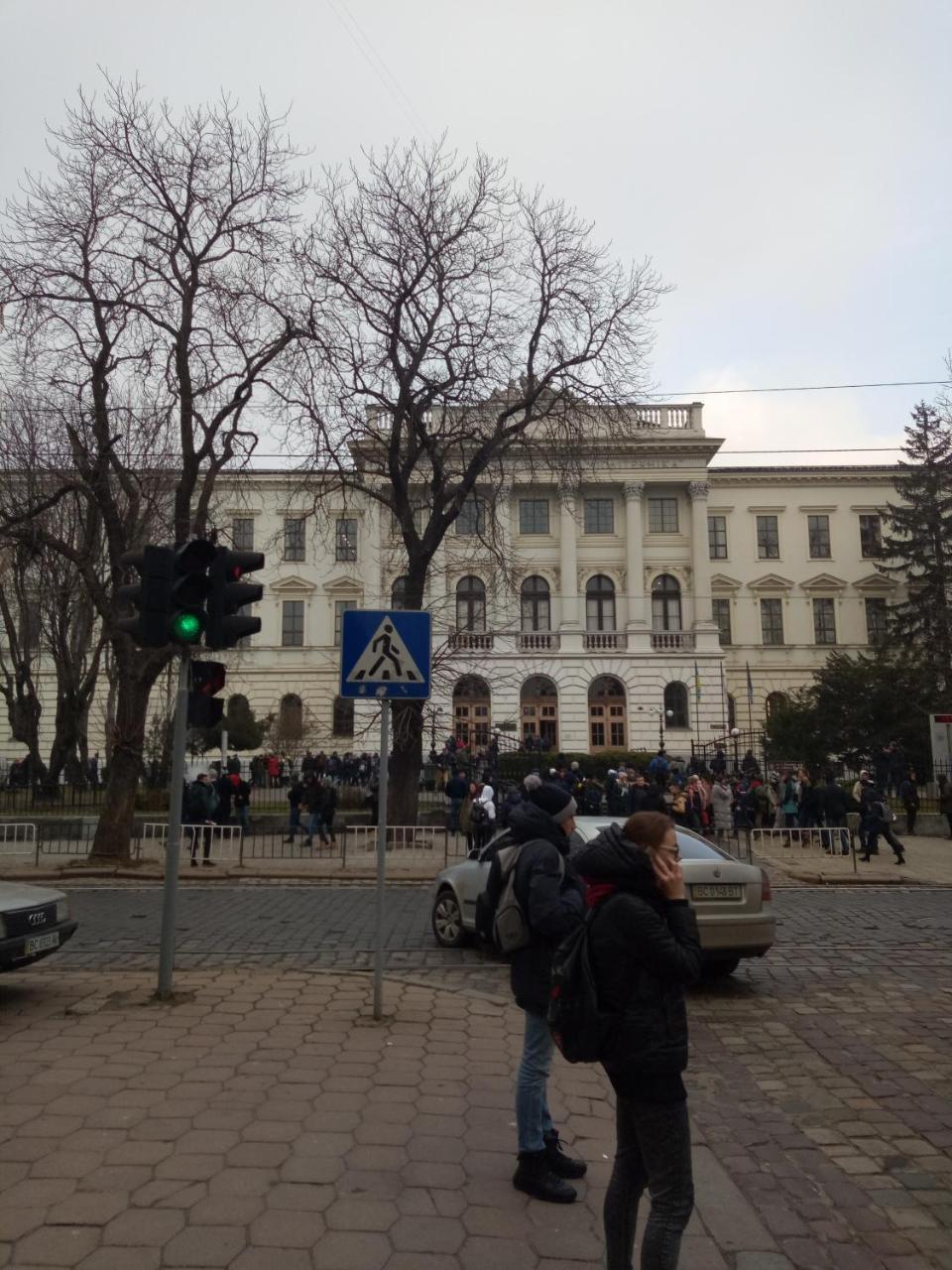 Apartments Постійне Електропостачання Stepana Bandery Street 37-2 Lviv Eksteriør billede